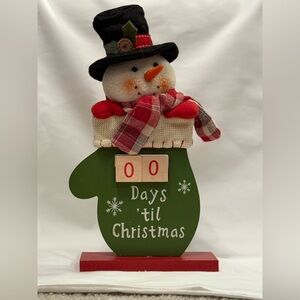 St. Nicholas Square Festive Snowman Christmas Countdown Decor Retired